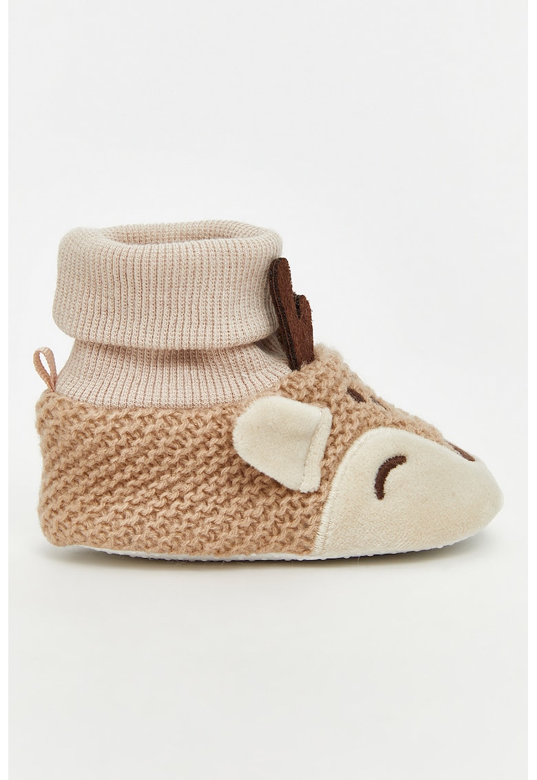 Botine tricotate cu tematica de Craciun