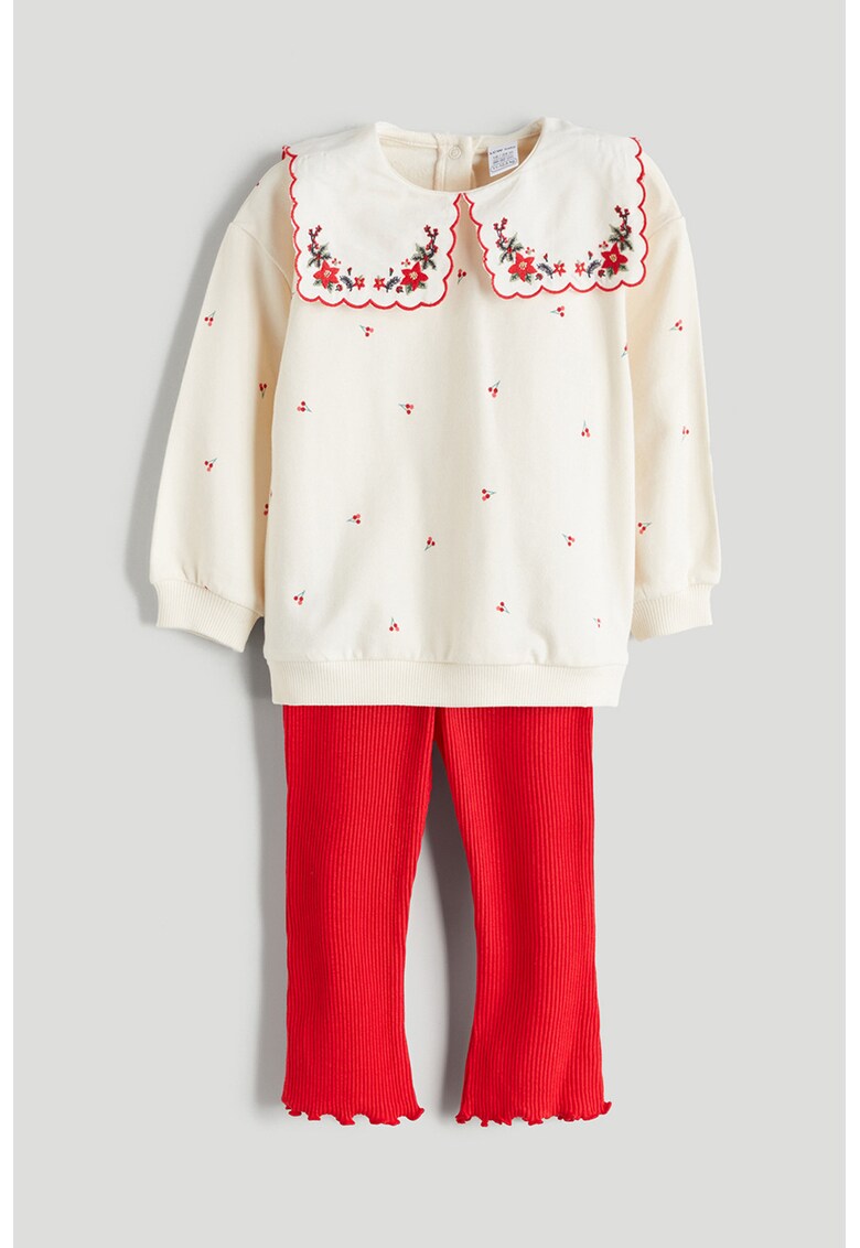 Pijama cu guler cu broderie si tematica de Craciun - Rosu/Bej