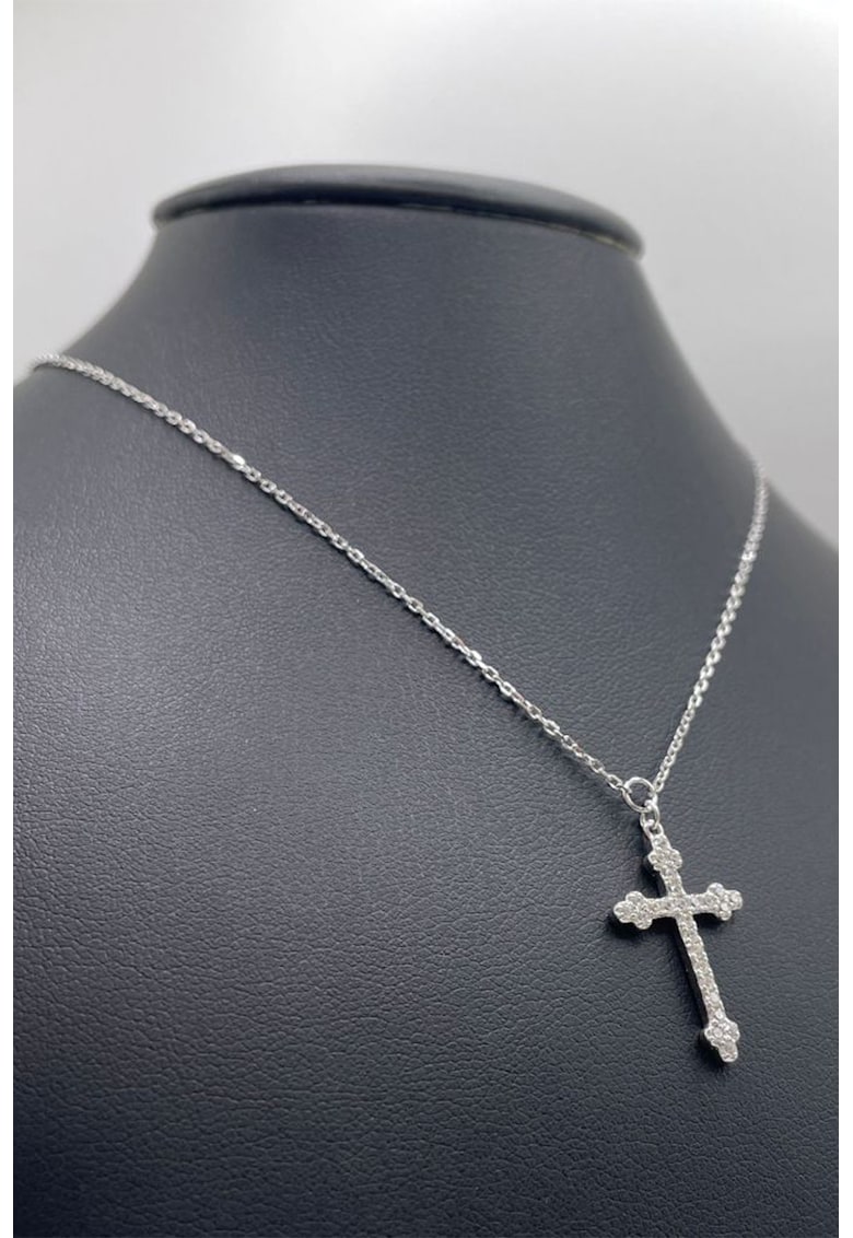 Colier din argint cu pandantiv cruce decorat cu zirconia