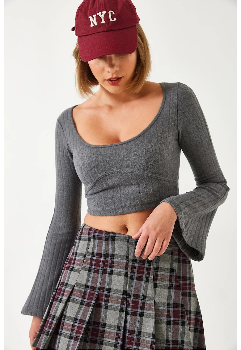 Top scurt guler rotund - maneci lungi