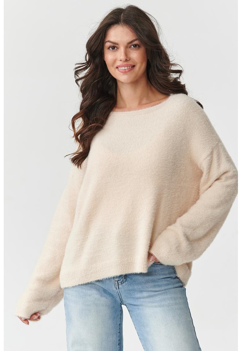 Pulover lejer cu aspect pufos -