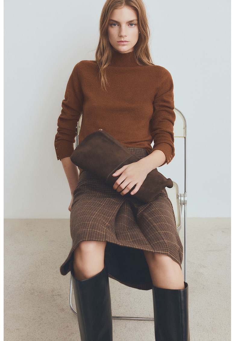 Pulover cu mansete cu nasturi - Maro