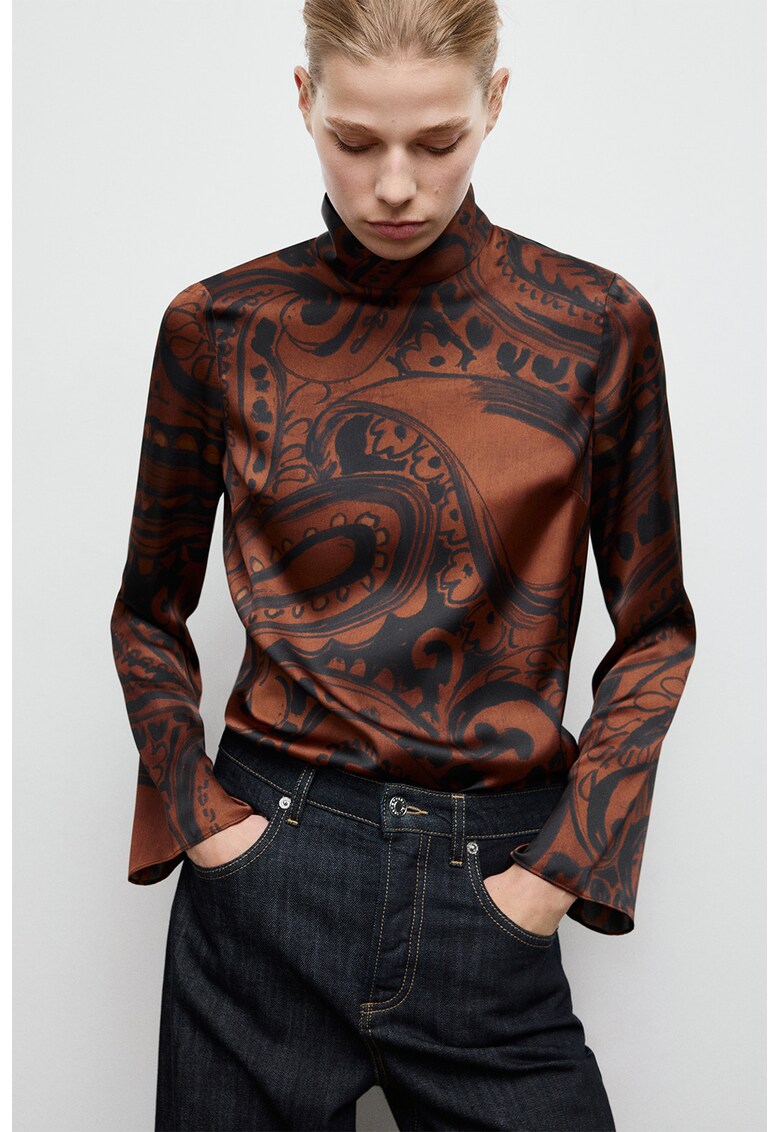 Bluza cu guler inalt si model - Maro inchis/Portocaliu stins