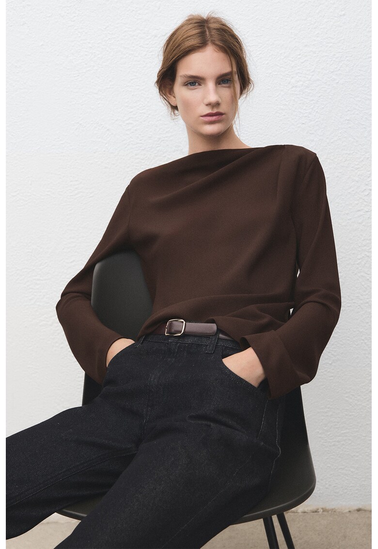 Bluza vaporoasa cu model uni - Maro