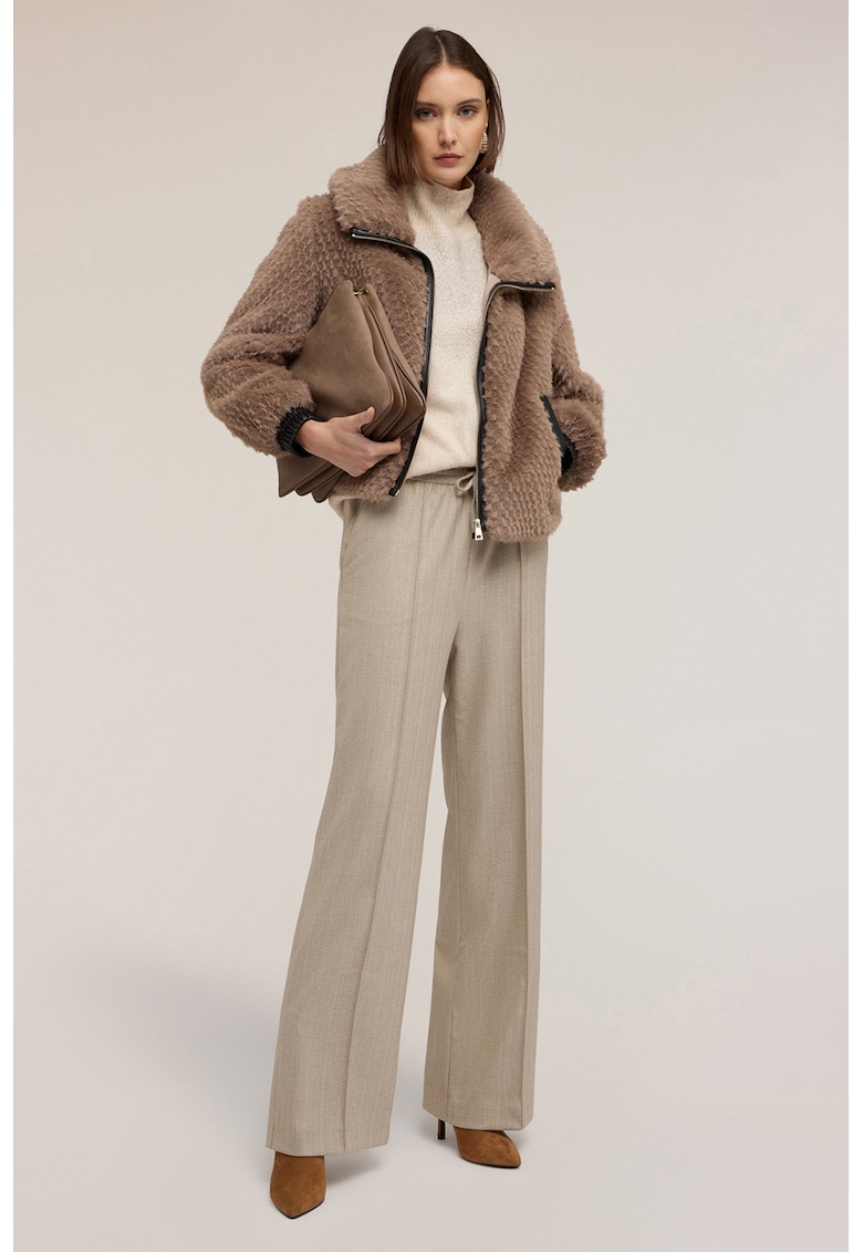 Palton din blana sintetica cu guler inalt