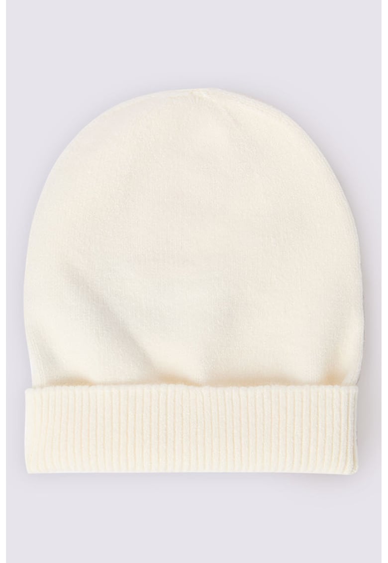 Caciula striata cu model uni