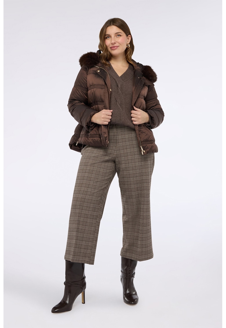 Pantaloni crop cu model in carouri