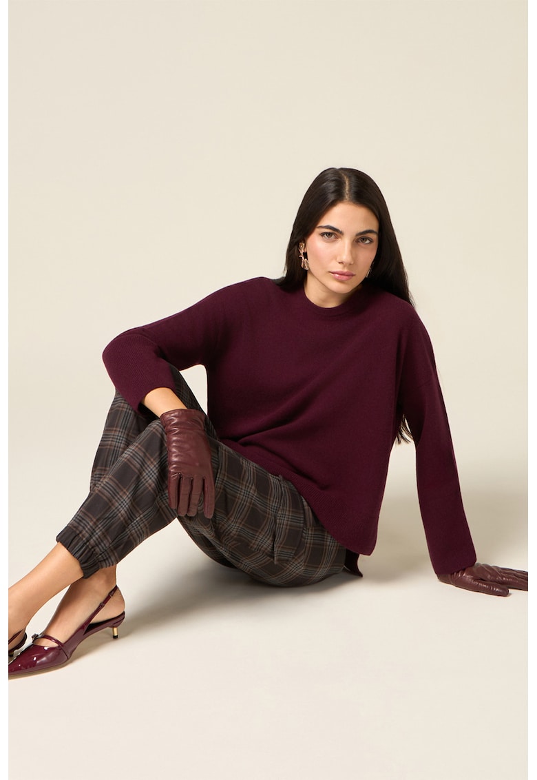 Pantaloni drepti cu model in carouri