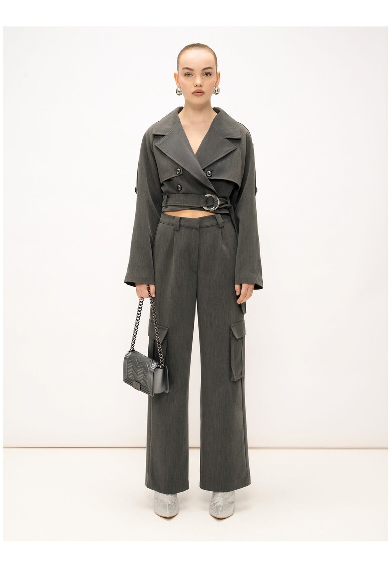 Pantaloni cu croiala ampla si buzunre laterale cu clapa - Gri