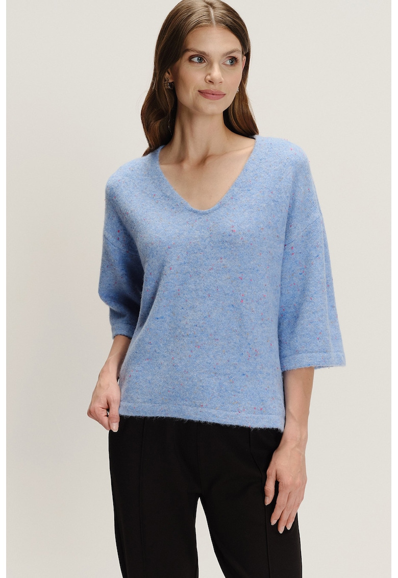 Pulover cu decolteu in V si maneci cazute