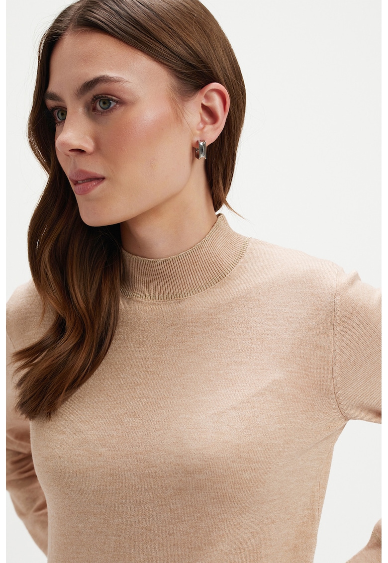 Pulover uni cu guler scurt