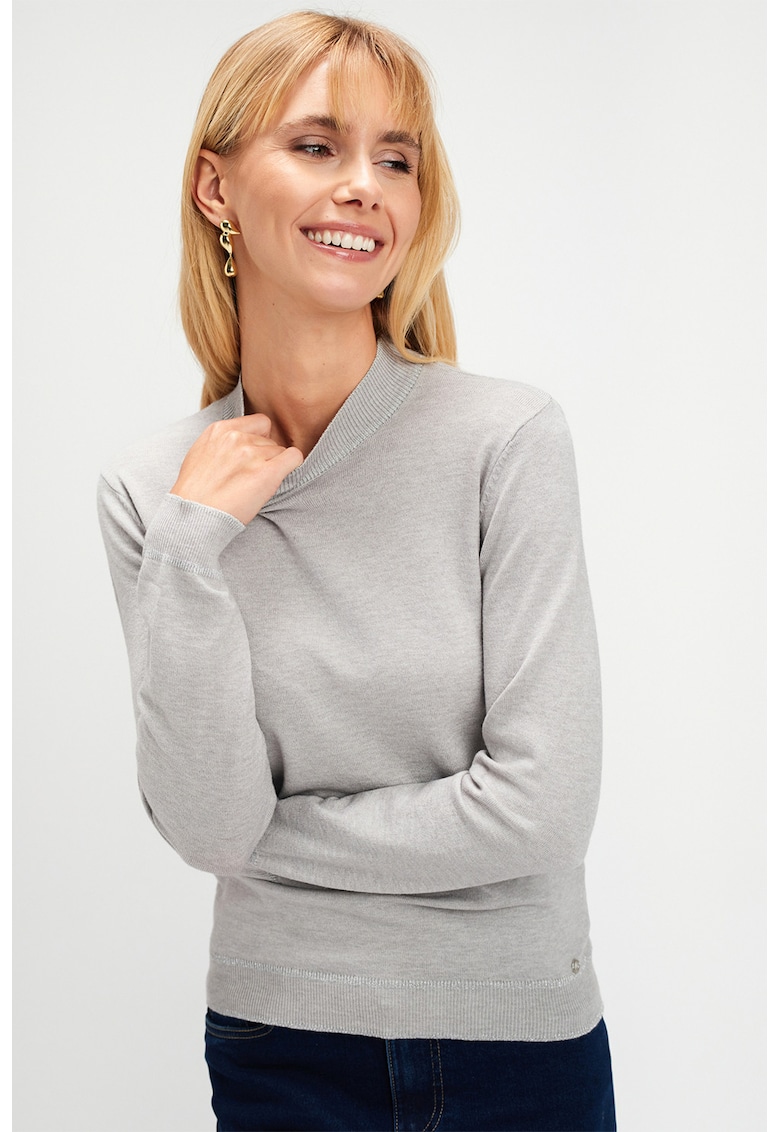 Pulover uni cu guler scurt