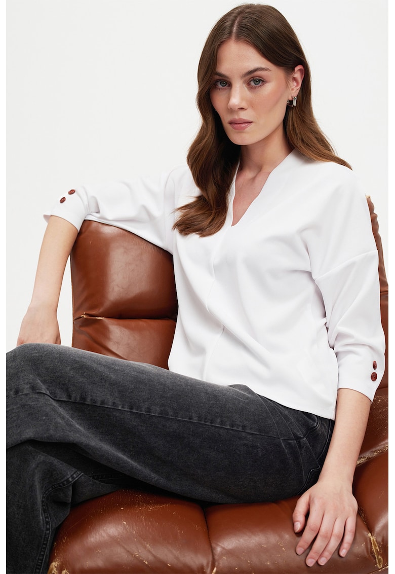 Bluza cu decolteu in V si maneci 3/4