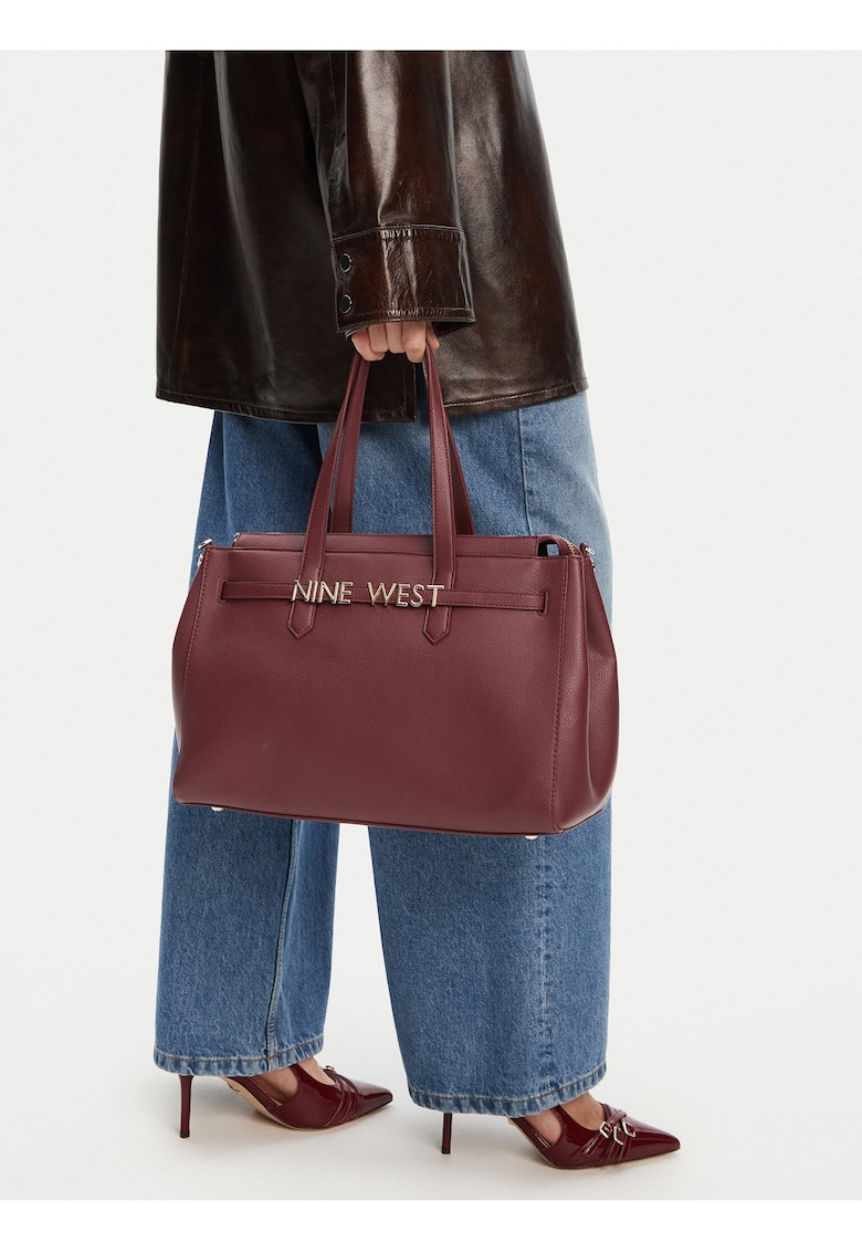 Geanta tote rosie - One Size INTL - cu saszeta detasabila si protectie impotriva prafului.