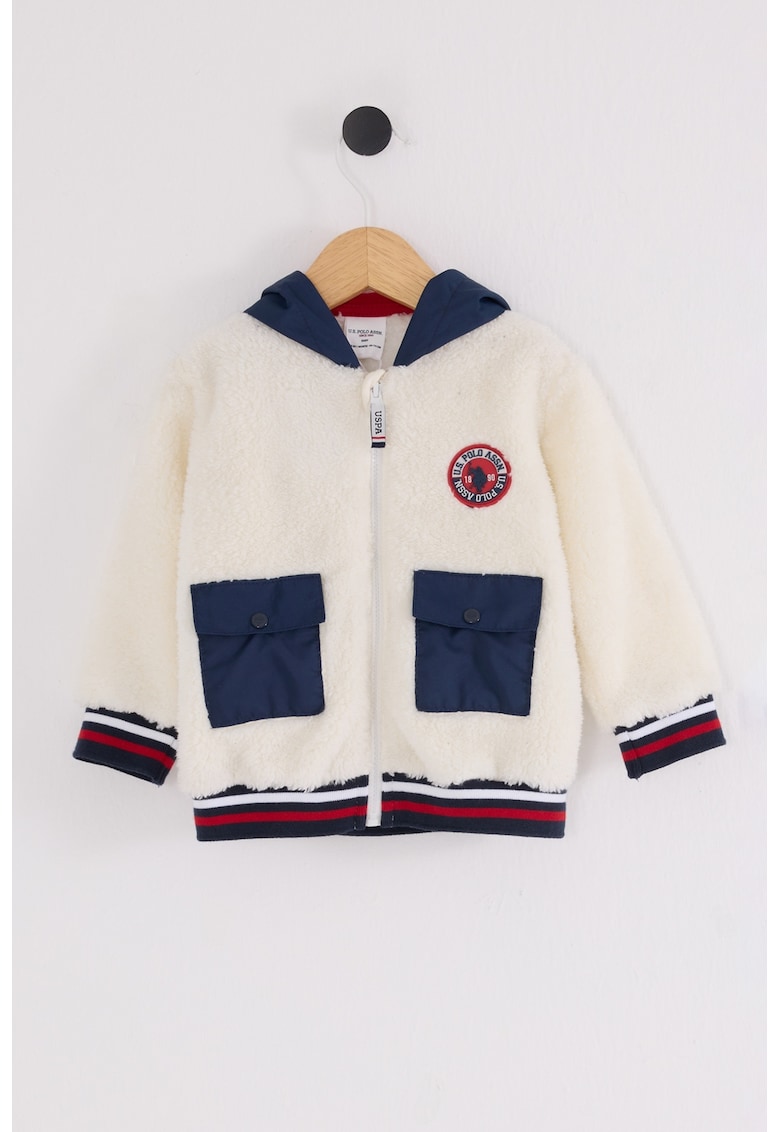 Geaca din material teddy cu buzunare cu clapa