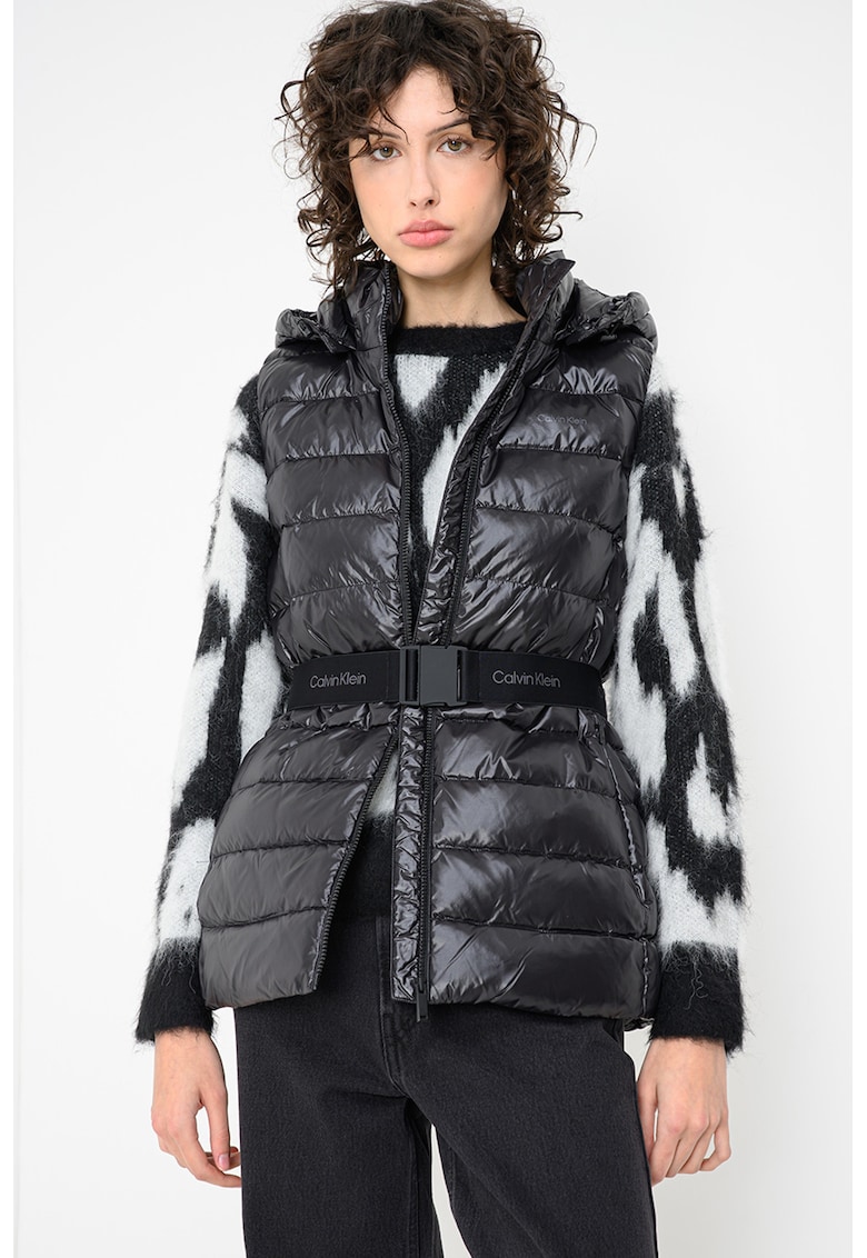 Vesta cu curea si gluga