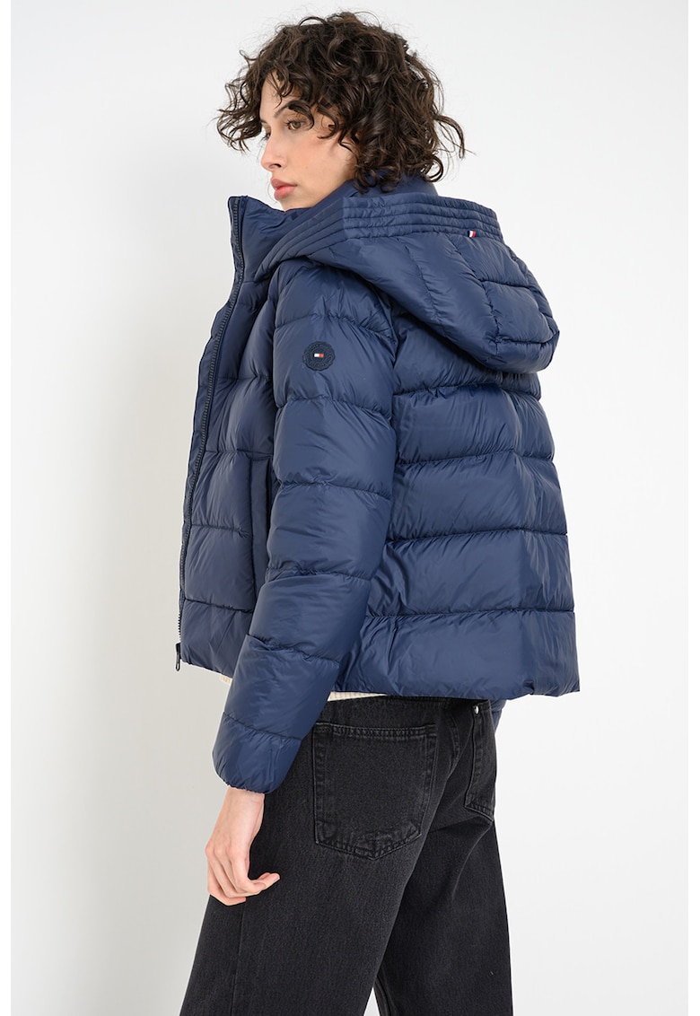 Geaca cu umplutura de puf si finisaj rezistent la apa - Bleumarin