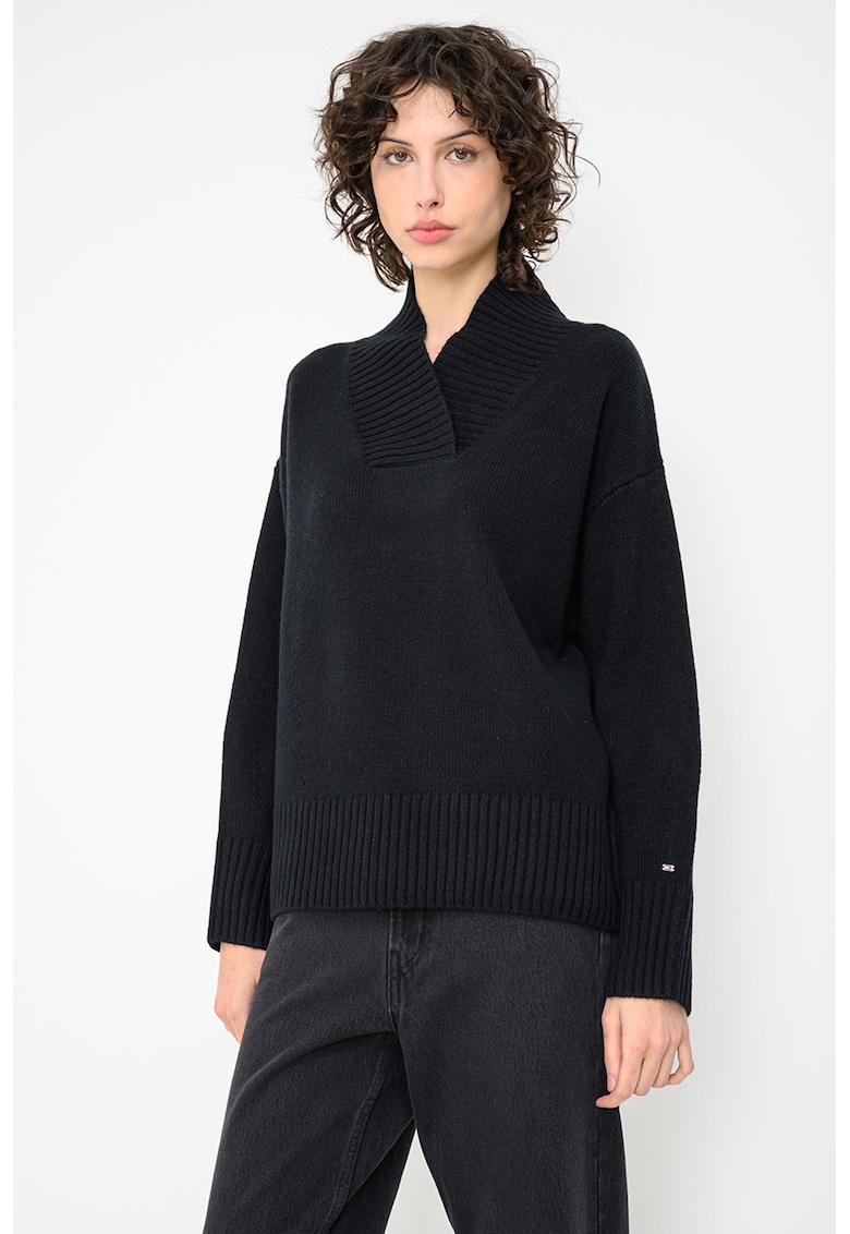 Pulover din lana cu detalii striate si maneci cazute