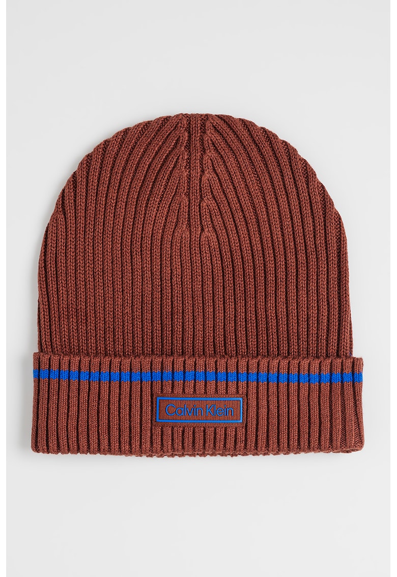 Caciula striata din amestec de bumbac organic cu aplicatie logo