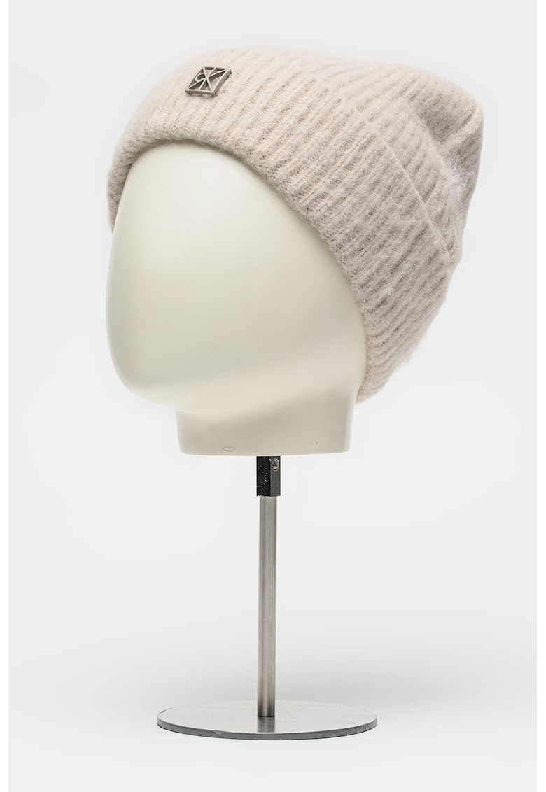 Caciula din amestec de lana si lana alpaca cu ciucure