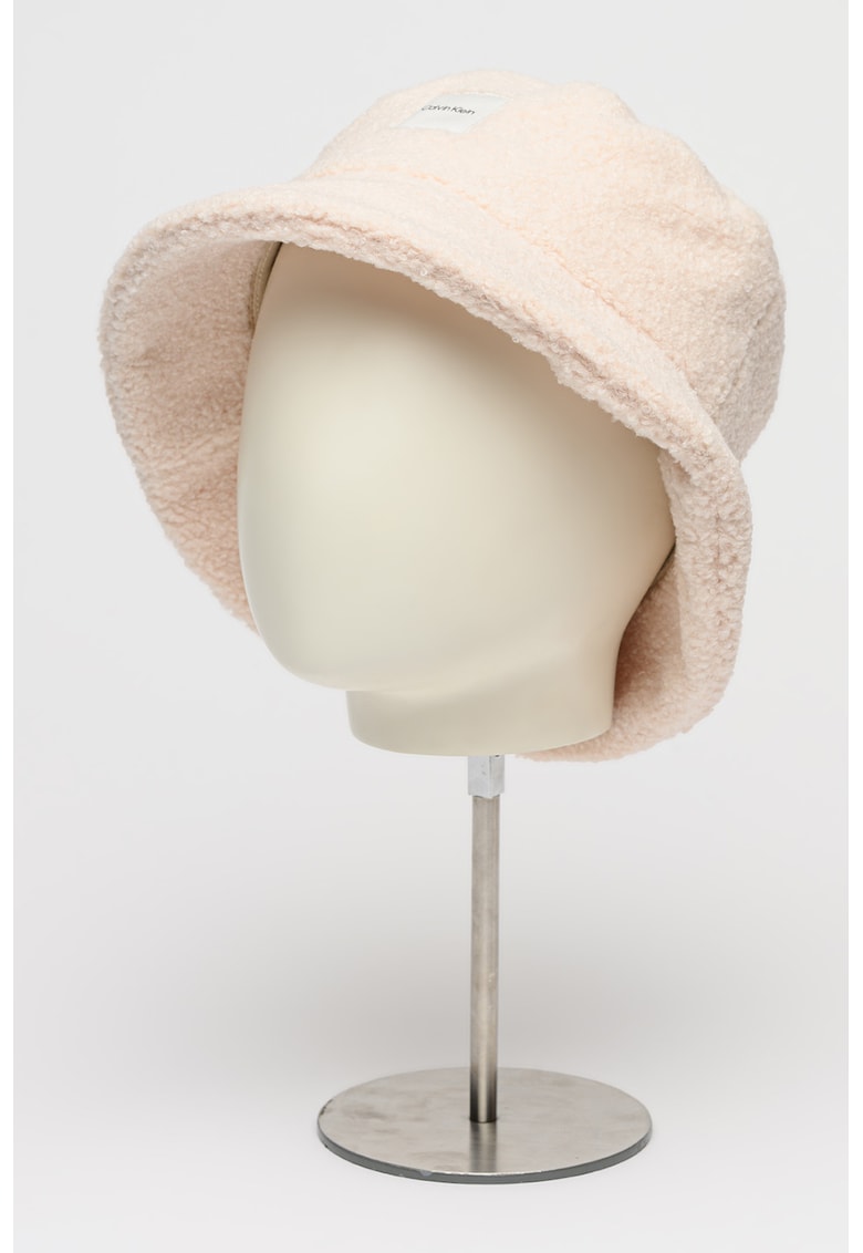 Palarie bucket din material teddy cu logo brodat