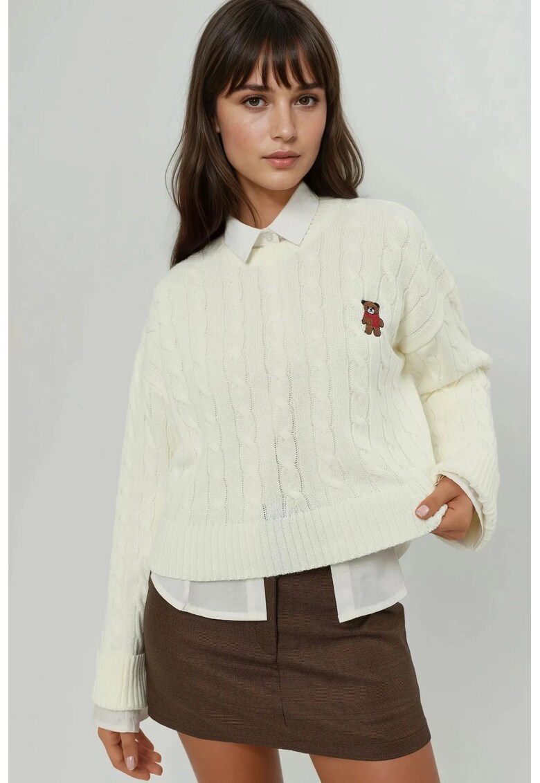 Pulover dama - tricotat cu impletitura si broderie - alb - tricot