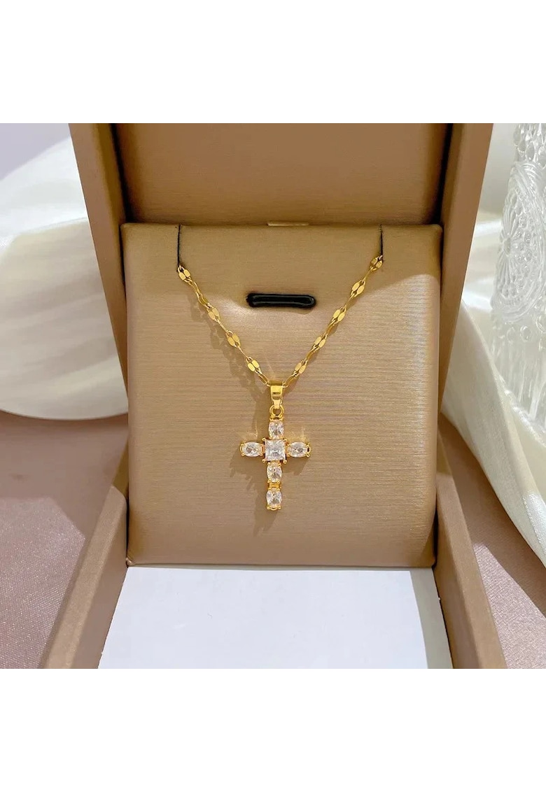Colier auriu - din otel inoxidabil - suflat cu aur 18k - cu pandantiv cruciulita si pietre din zirconiu - Siri C4