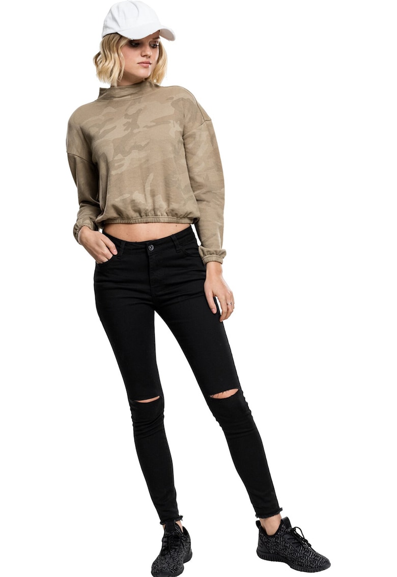 Bluza crop cu imprimeu camuflaj