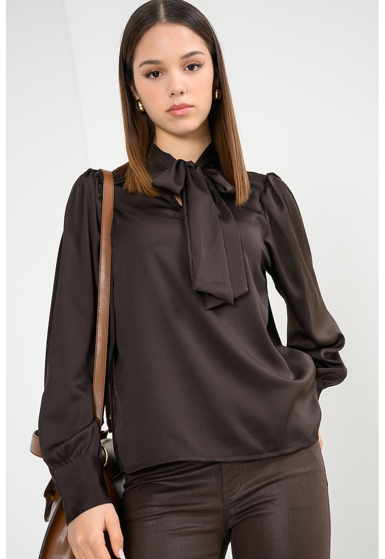 Bluza de satin cu funda din panglici