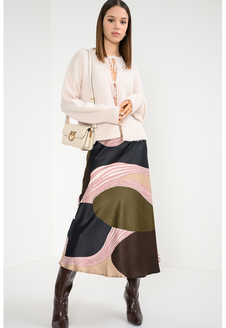 Cardigan pufos cu snururi de ajustare