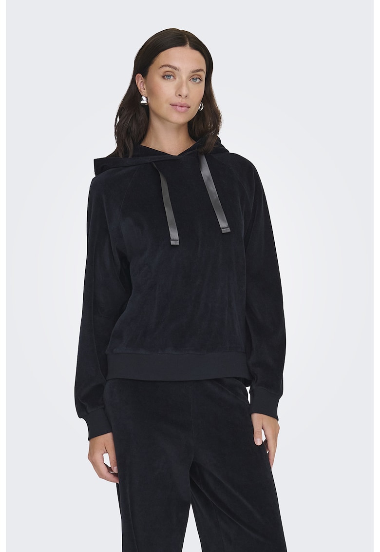 Hanorac cu maneci raglan