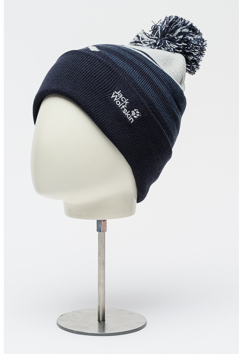 Caciula cu ciucure si model in dungi