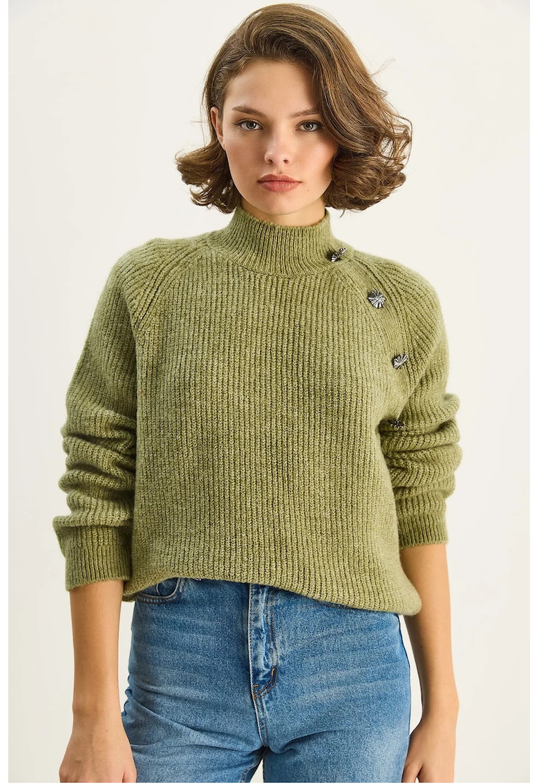 Pulovere - Femei - Pulover gros tricotat cu guler inalt LUCCI - Verde de pin -
