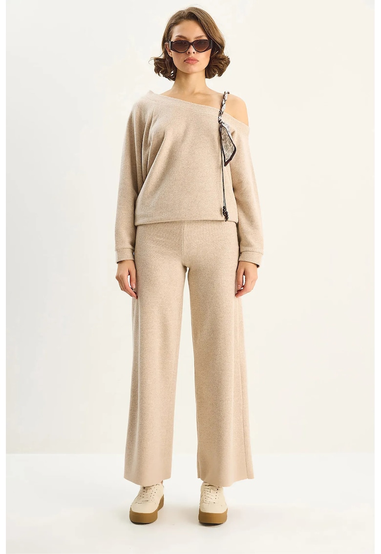 Costum dama - HiCCUP - set din doua piese - tricot - bej