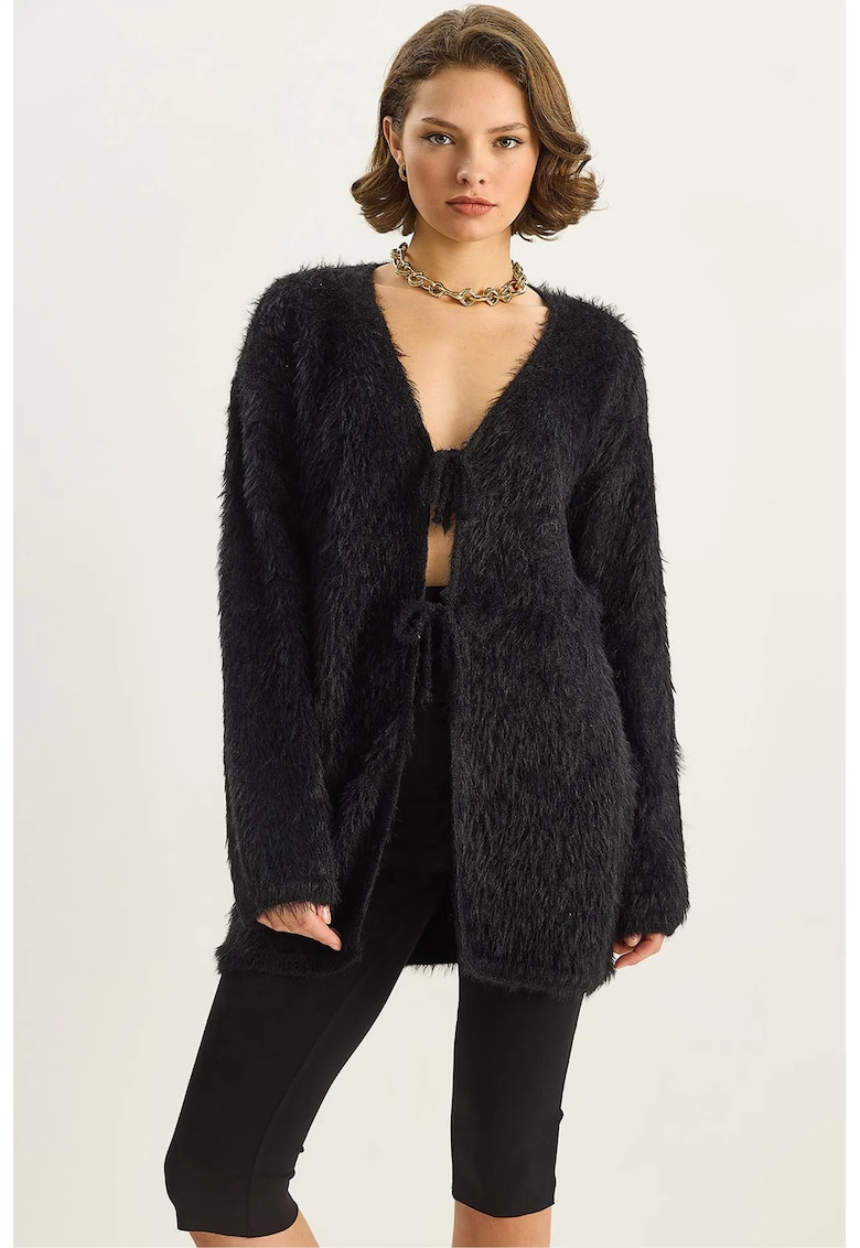 Cardigane - Femei - Cardigan midi texturat cu decolteu in V si inchidere cu nod LUCCI - Negru -