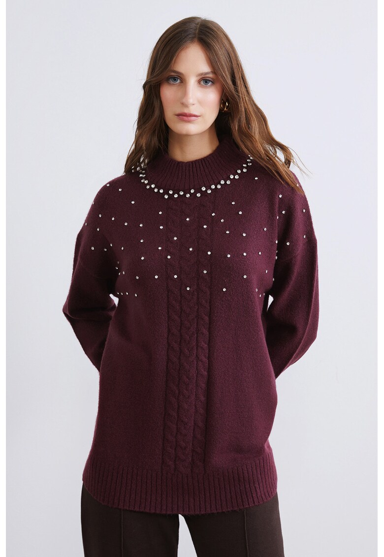 Pulover lejer cu aplicatii din strasuri - Maro inchis