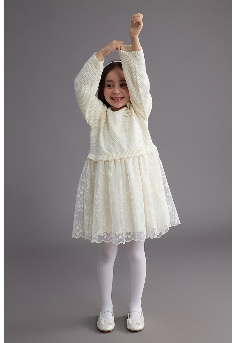 Rochie cu croiala dreapta si aplicatie cu model floral - Crem