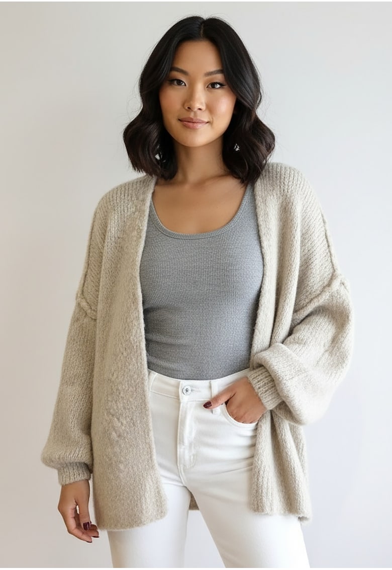 Cardigan bej - tricot pufos - croiala lejera - maneci lungi - casual