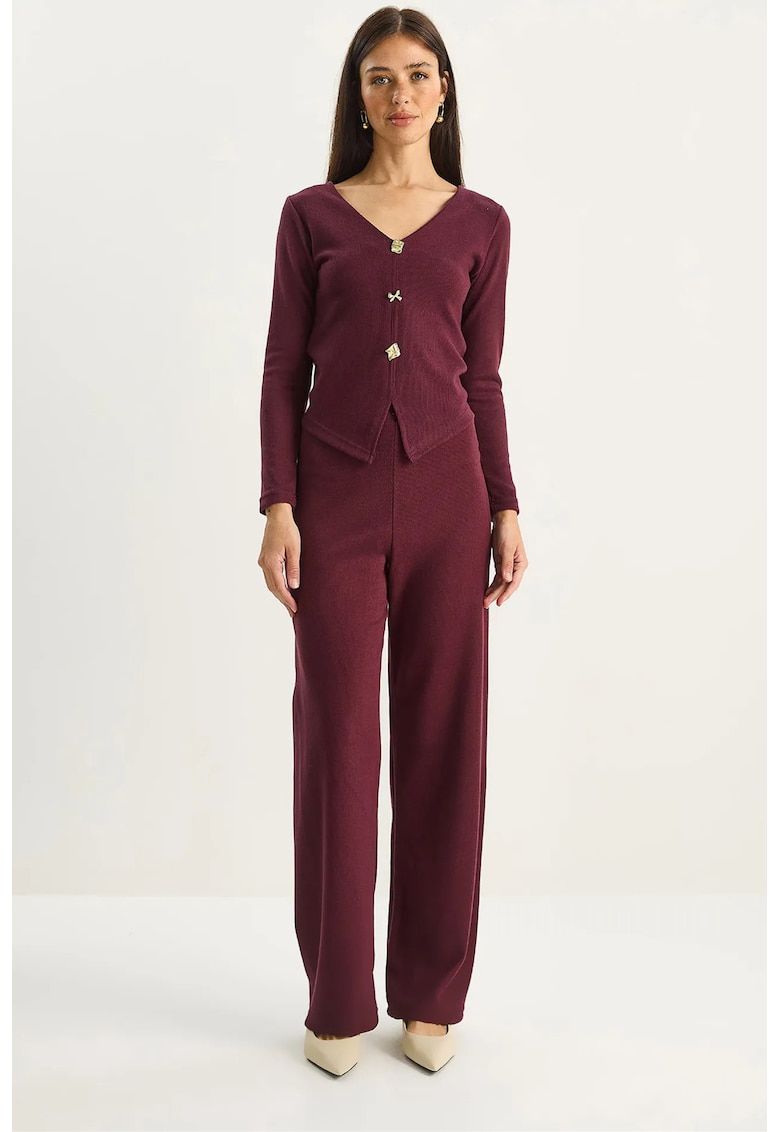 Set din doua piese - tricotat - decolteu in V - picioare largi - visiniu