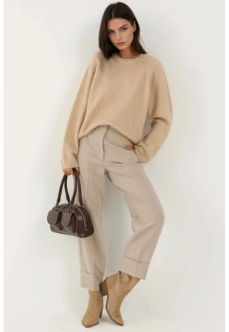 Pulovere - Femei - Pulover simplu cu guler rotund si textura moale - natural -