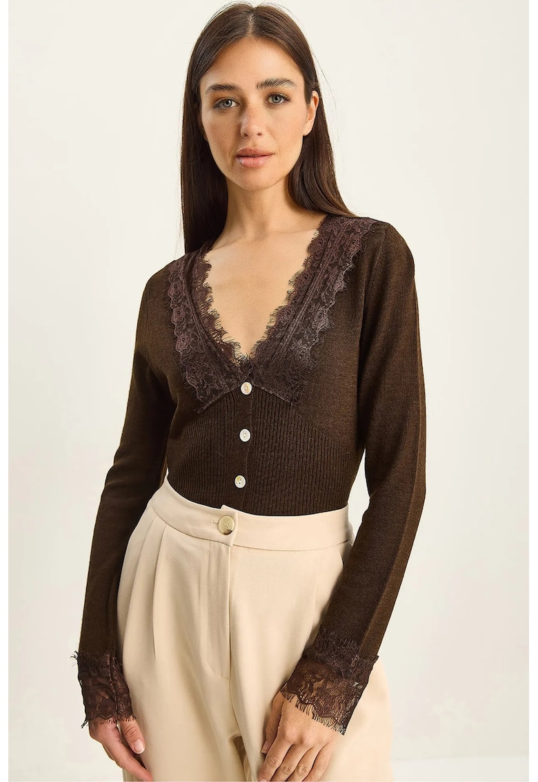 Cardigan dama - cu nasturi - decolteu in V - maro moca inchis - jerseu -