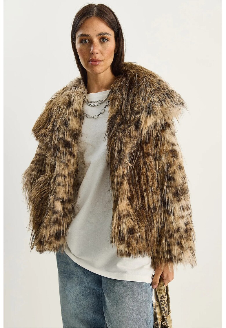 Palton scurt dama supradimensionat - blana artificiala - imprimeu leopard - maro camel