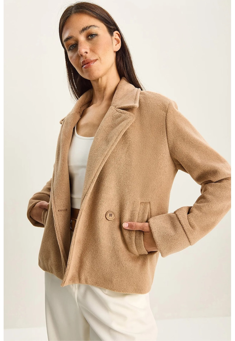 Jacheta din plus cu nasturi si buzunare - maro - textil