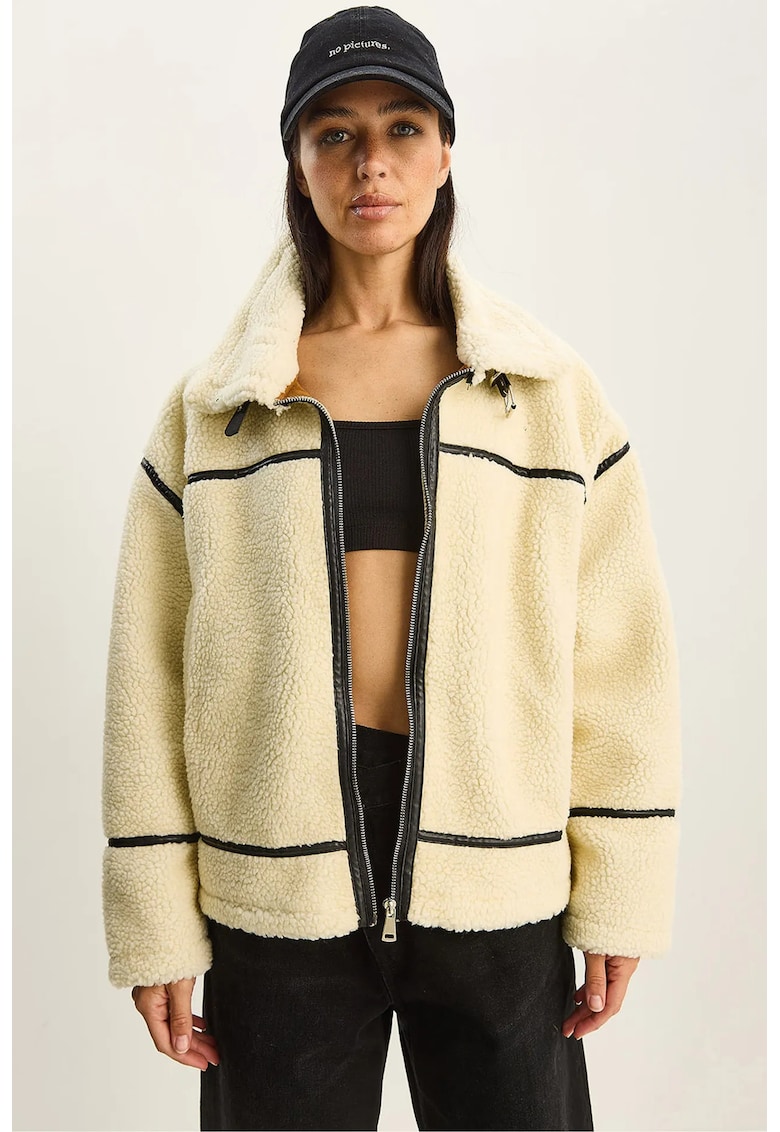 Geaca dama - supradimensionata - bej natural - imitatie de piele