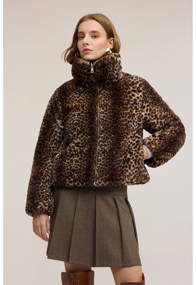 Haina din blana sintetica cu model reversibil