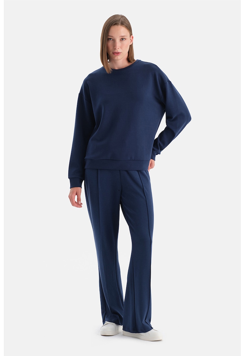 Pantaloni sport relaxed fit din amestec de modal cu talie medie