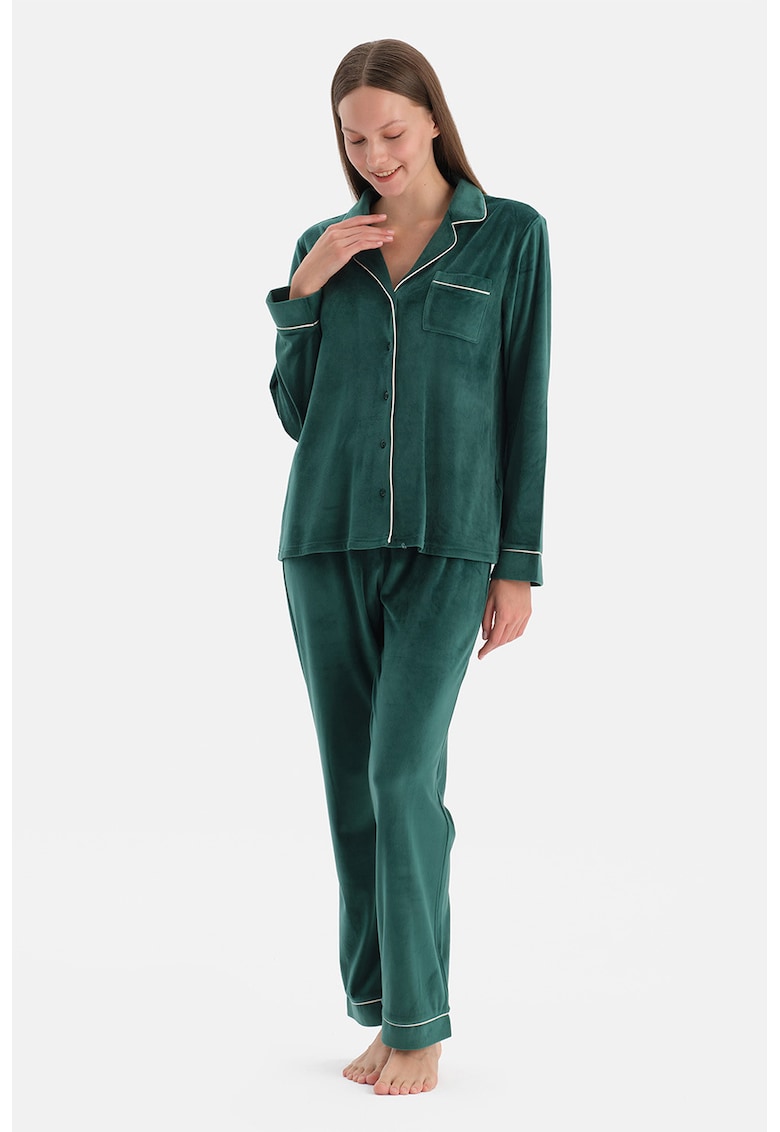 Pijama regular fit cu model uni