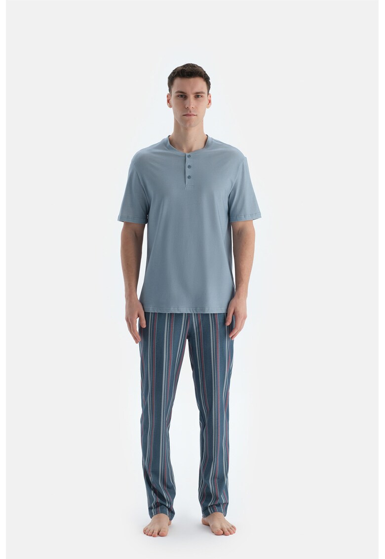 Pijama de bumbac cu dungi