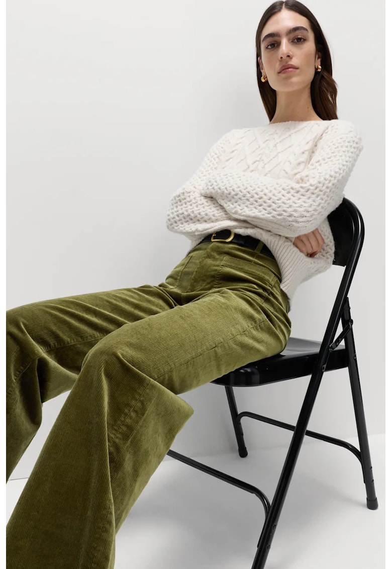 Pantaloni din reiat cu croiala ampla