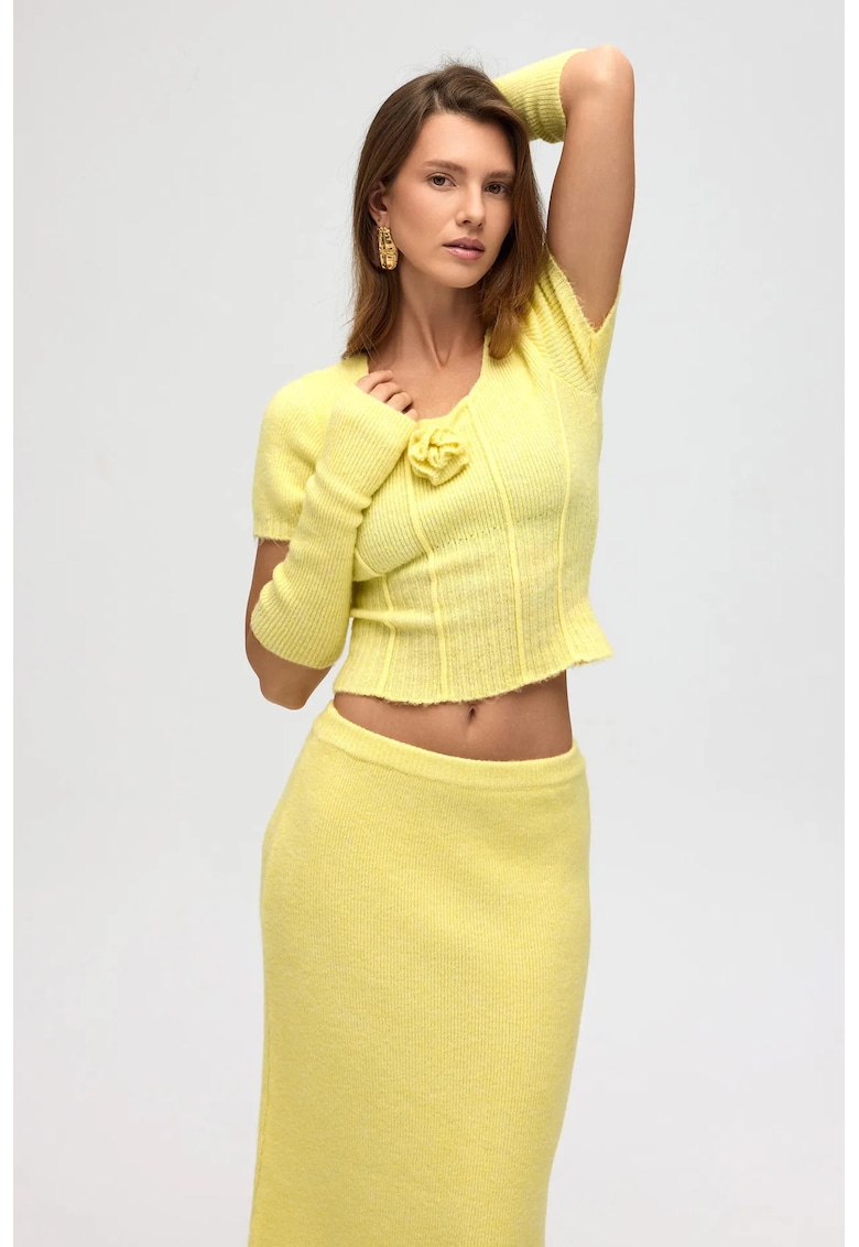 Set tricotat - fusta cu talie inalta - galben chihlimbar - tricot -